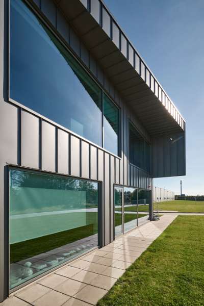 Steel-clad production powerhouse in Himmerland, Himmerlandskød, Nordre Ringvej 99, 9620 Aalestrup, Denmark